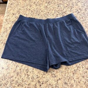 NWT Women’s Banana Republic Navy Casual Shorts XL